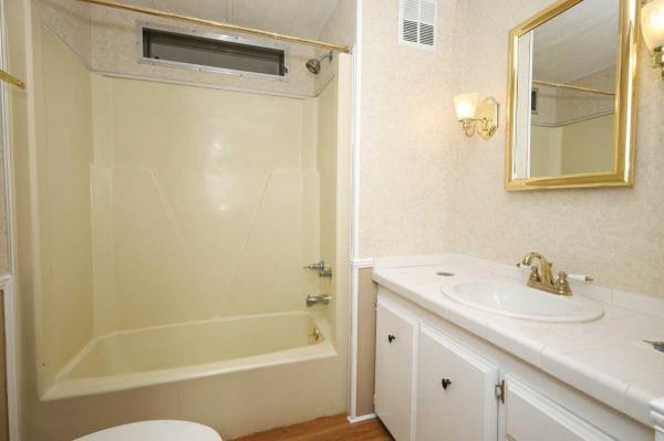 1981 TWIN Mobile Home