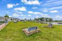 2001 Homes of Merit HS Mobile Home