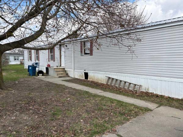 1990 Schult Manufactured Home