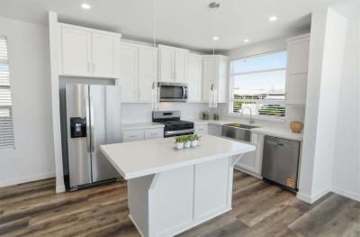 Photo 2 of 22 of home located at 20652 Lassen Street, Spc 5 Chatsworth, CA 91311