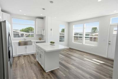 Photo 3 of 22 of home located at 20652 Lassen Street, Spc 5 Chatsworth, CA 91311