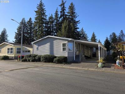 Mobile Home at 15768 SE Powell Blvd, Spc. 28 Portland, OR 97236