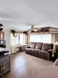 1987 Cantebury PM Mobile Home