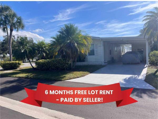 Photo 1 of 2 of home located at 5515 Axminster Dr Sarasota, FL 34241