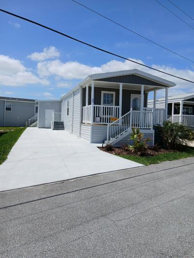 Mobile Home at 66 Hopetown Rd Micco, FL 32976