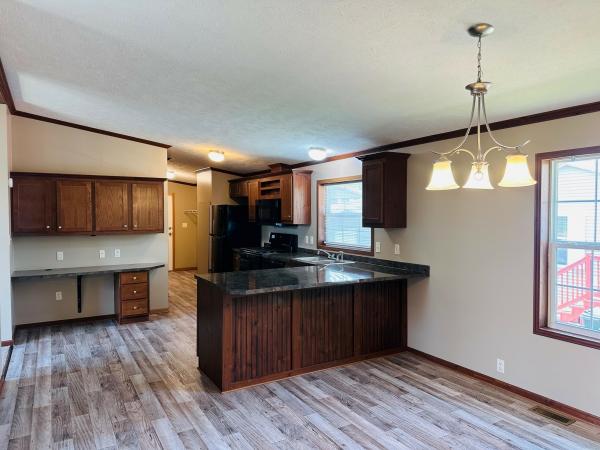 2014 Skyline - Sugarcreek - Mobile Home For Rent