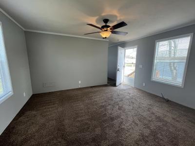 Photo 3 of 10 of home located at 4903 Uxton Ct Sterling Heights, MI 48310