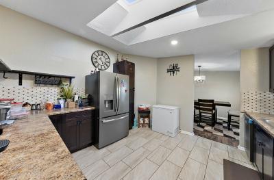 Photo 3 of 14 of home located at 7074 Chippewa Dr Romulus, MI 48174