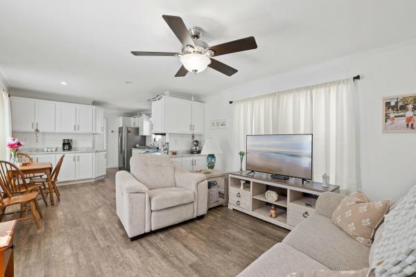 2021 Champion ESSSSF26628 Mobile Home