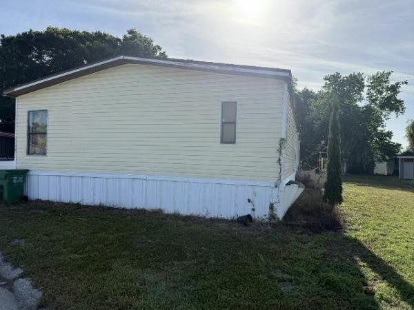 1990 HOME Mobile Home For Sale