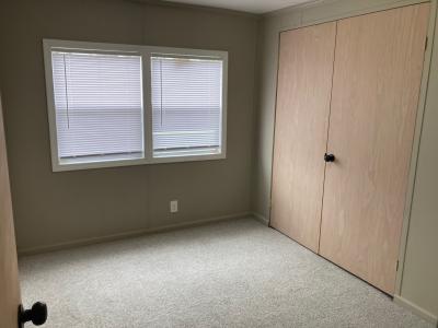 Photo 5 of 8 of home located at 807 Parkview Bluffton, IN 46714