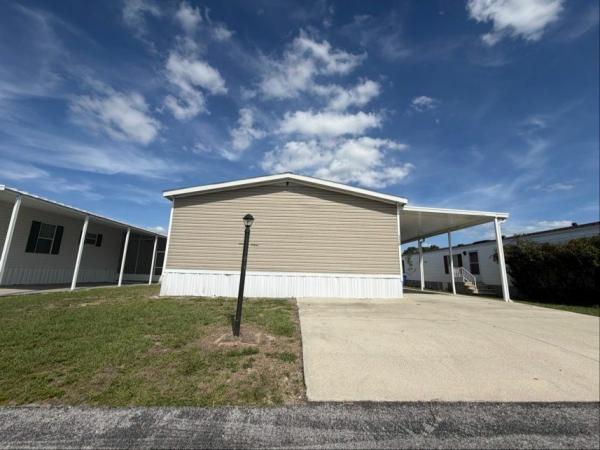 Photo 1 of 2 of home located at 128 Algonquin Tr Mulberry, FL 33860