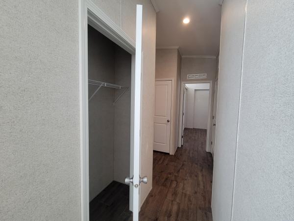 2020 Champion SCS642 Mobile Home