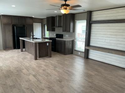 Photo 2 of 11 of home located at 342 Bandera St. San Marcos, TX 78666