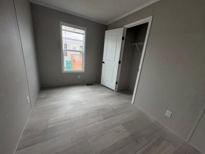 Photo 4 of 7 of home located at 20599 Glenallen Dr Clinton Township, MI 48036