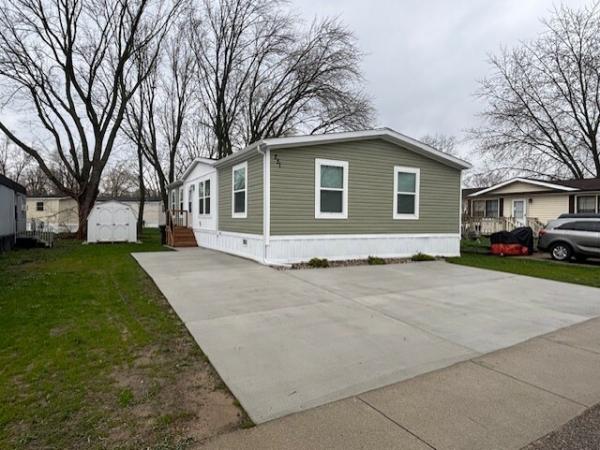 2025 Clayton 95PLH28523G Mobile Home