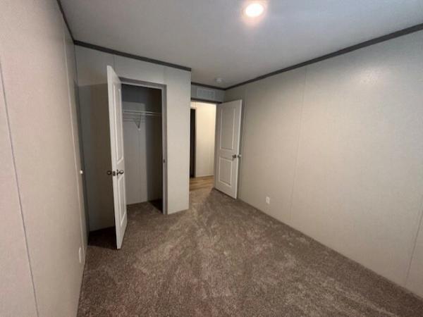 2025 Clayton 95PLH28523G Mobile Home