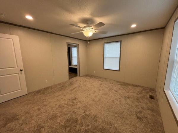 2025 Clayton 95PLH28523G Mobile Home