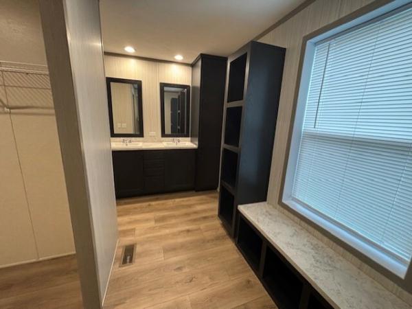 2025 Clayton 95PLH28523G Mobile Home