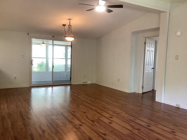 1987 Virg 26x48-2-2 Mobile Home