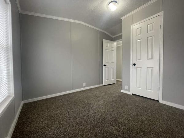 1999 Dutch Manufactured Home