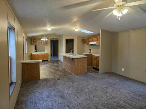 2002 Skyline C401 Manufactured Home