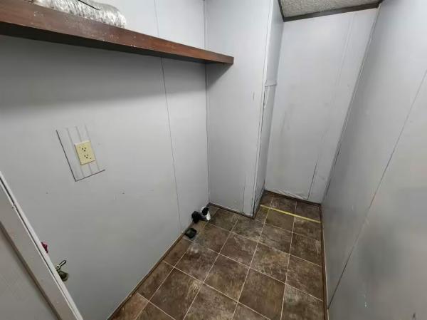 1990 REDMAN  Home