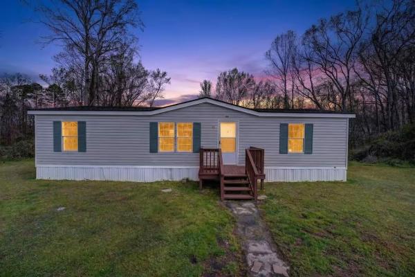 2002 HORT Mobile Home For Sale