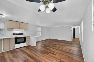 Photo 5 of 18 of home located at 491 Chapman Rd 103 Fountain Inn, SC 29644