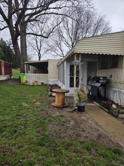 Photo 2 of 11 of home located at 2500 Gage St Wixom, MI 48393