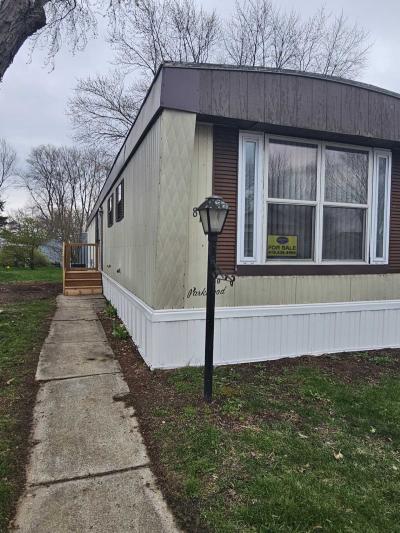 Photo 2 of 12 of home located at 340 S. Reynolds Rd. Lot 81 Toledo, OH 43615