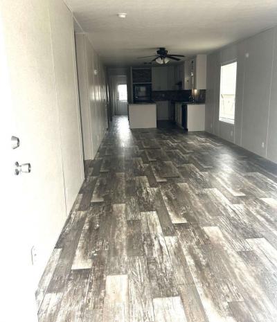 Mobile Home at 5614 Dekalb Evansville, IN 47720