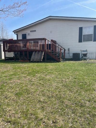 Photo 3 of 19 of home located at 28074 Charlemagne #52 Romulus, MI 48174