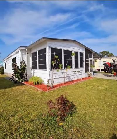 Mobile Home at 14 New York Dr New Smyrna Beach, FL 32168