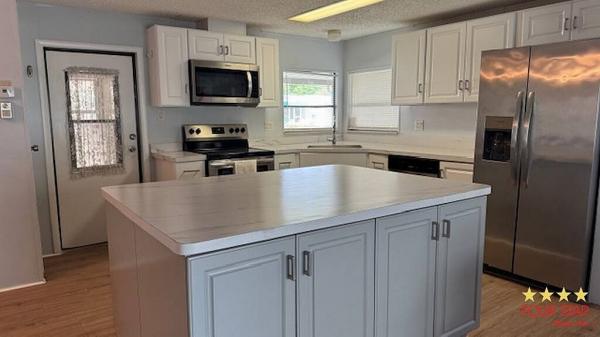 1987 VICT  Home