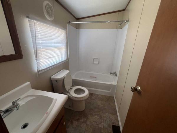 1999 Pioneer Pioneer Manufactured Home