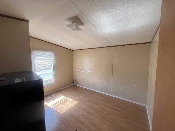 1999 Pioneer Pioneer Manufactured Home