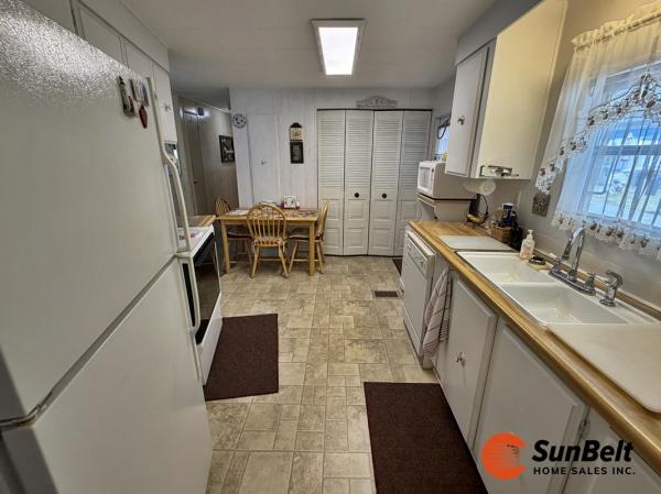 1979 SKYL Mobile Home