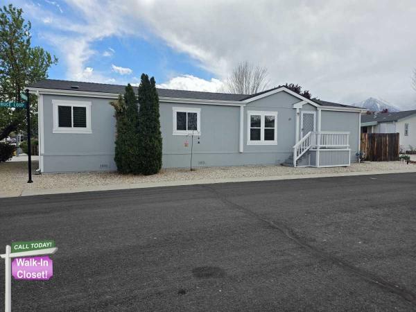2002 FLEETWOOD Mobile Home For Sale