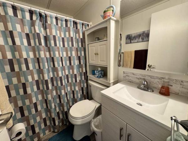 1986 Fleetwood Manufactured Home