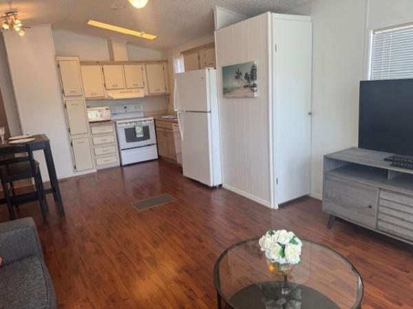 1986 Schult Manufactured Home