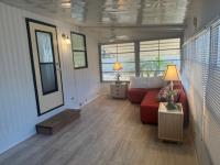 1986 Schult Manufactured Home