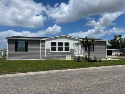 Mobile Home at 6510 Waikiki Drive Bradenton, FL 34207