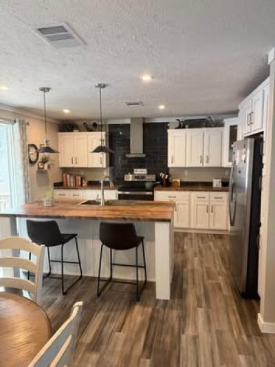 Photo 4 of 9 of home located at 93 W Kornegay Drive West Blocton, AL 35184