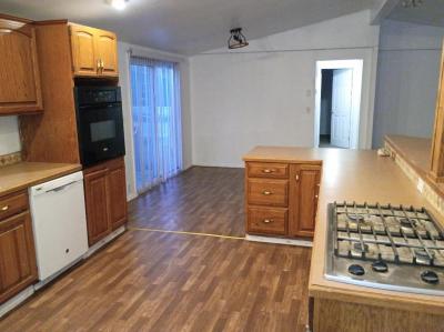 Photo 2 of 8 of home located at 202 W Peach Tree Ln Wellington, KS 67152