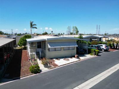 Photo 5 of 33 of home located at 19361 Brookhurst St. Sp# 122 Huntington Beach, CA 92646