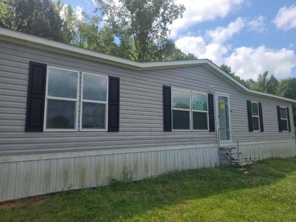 Photo 1 of 2 of home located at 221 Delta Dr Fayette, MS 39069