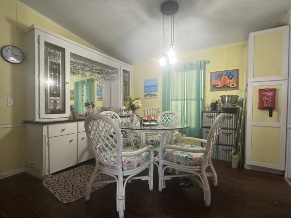 1986 JACO 8549 Mobile Home