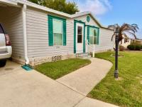 2005 Homes of Merit A17415 Mobile Home