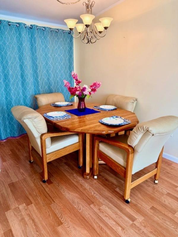 2005 Homes of Merit A17415 Mobile Home